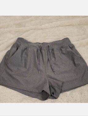 Old Navy Active Powersoft High Rise Go Dry Shorts S